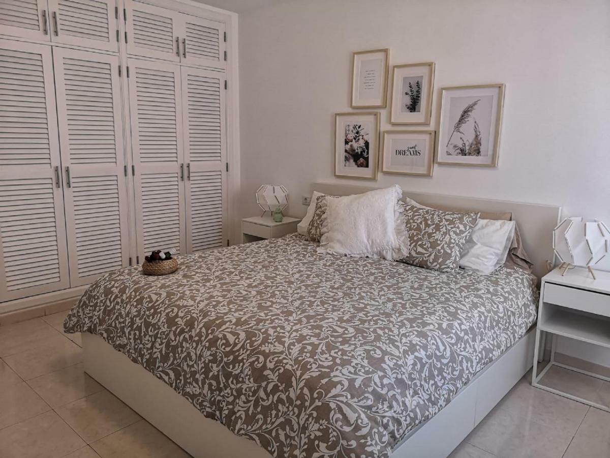 Caribe Luxury By El Medano Apartment Exterior photo