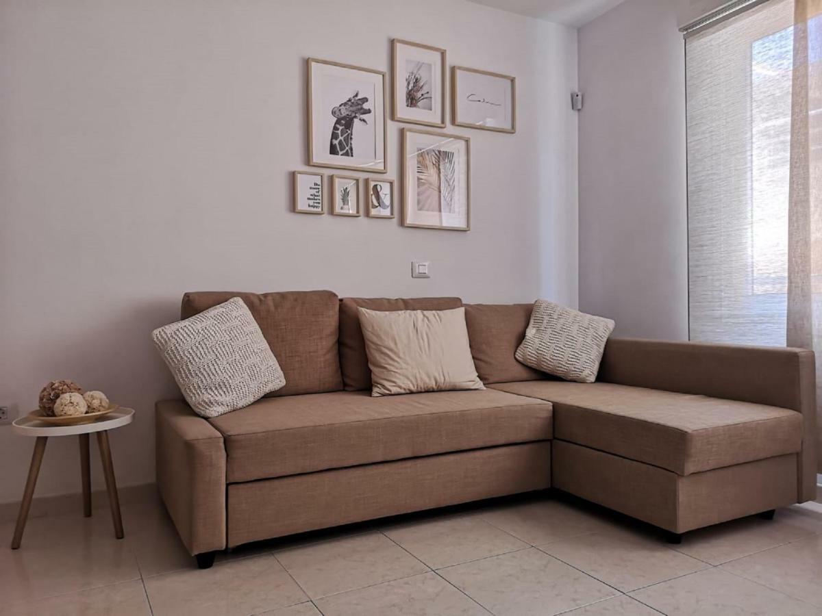 Caribe Luxury By El Medano Apartment Exterior photo